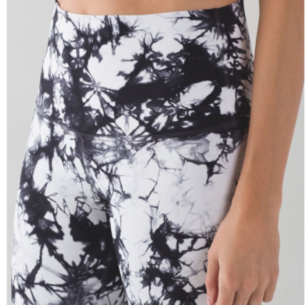 Lululemon High Risk Wunder Under Shibori Tights